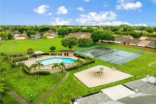 6711 NW 193rd Ter, Hialeah, FL 33015 - Photo 33