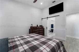 6711 NW 193rd Ter, Hialeah, FL 33015 - Photo 7