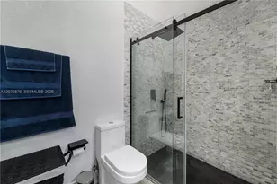 6711 NW 193rd Ter, Hialeah, FL 33015 - Photo 11