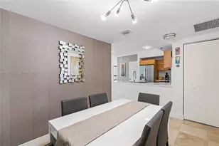 350 S Miami Ave, Miami, FL 33130 - Photo 15
