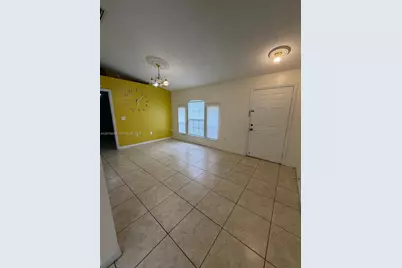 653 Bluebill Ct, Poinciana, FL 34759 - Photo 3
