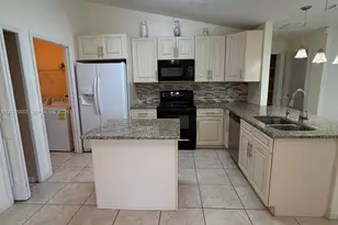 653 Bluebill Ct, Poinciana, FL 34759 - Photo 9