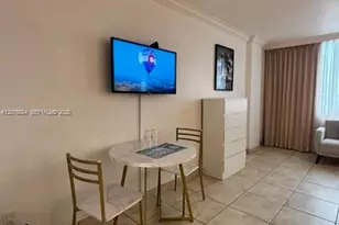 19201 Collins Ave, Sunny Isles Beach, FL 33160 - Photo 11