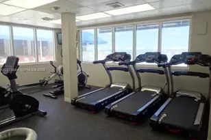 19201 Collins Ave, Sunny Isles Beach, FL 33160 - Photo 15