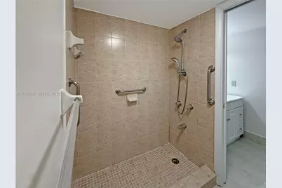 995 SW 84th Ave #309, Miami, FL 33144 - Photo 19