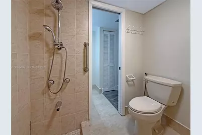 995 SW 84th Ave #309, Miami, FL 33144 - Photo 17