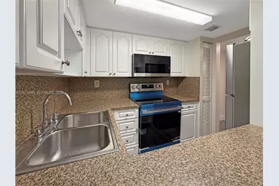 995 SW 84th Ave #309, Miami, FL 33144 - Photo 7