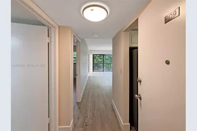 995 SW 84th Ave #309, Miami, FL 33144 - Photo 3