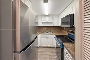 995 SW 84th Ave, Miami, FL 33144 - Photo 5