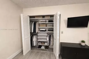 1195 NW 125th Ct, Miami, FL 33182 - Photo 17