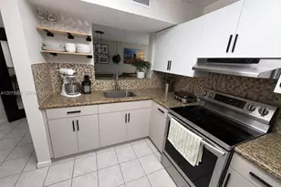 1195 NW 125th Ct, Miami, FL 33182 - Photo 3