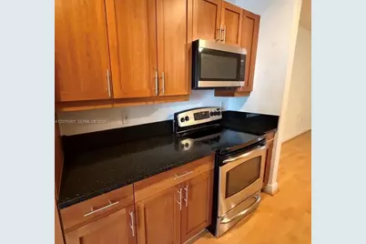 332 SW 14th Ave #332, Fort Lauderdale, FL 33312 - Photo 5