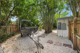 5741 Simms St, Hollywood, FL 33021 - Photo 25