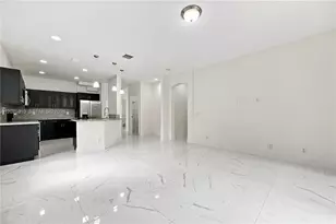 445 Conservation Dr, Weston, FL 33327 - Photo 11