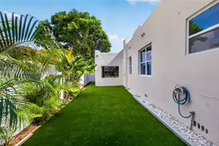 2272 SW 13th St, Miami, FL 33145 - Photo 31