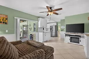 10320 NW 42nd Dr, Coral Springs, FL 33065 - Photo 15