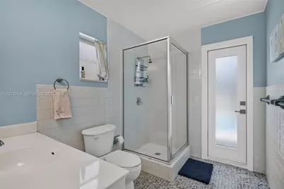 10320 NW 42nd Dr, Coral Springs, FL 33065 - Photo 23