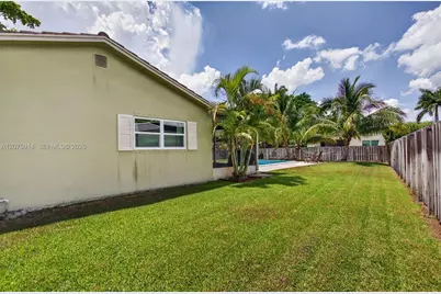 10320 NW 42nd Dr, Coral Springs, FL 33065 - Photo 35