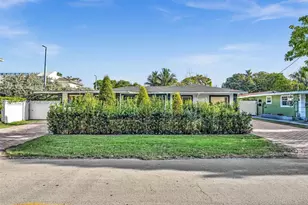 1647 NE 146th St, Miami, FL 33181 - Photo 3