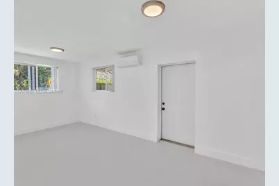 1647 NE 146th St #0, Miami, FL 33181 - Photo 31