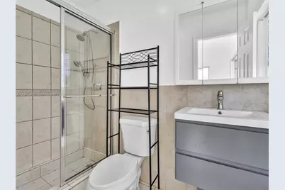 1647 NE 146th St #0, Miami, FL 33181 - Photo 17