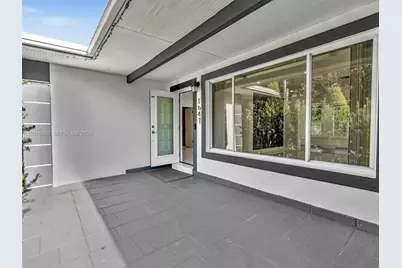 1647 NE 146th St #0, Miami, FL 33181 - Photo 5
