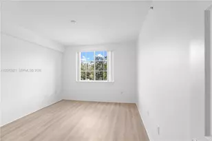 6851 SW 44th St, Miami, FL 33155 - Photo 15