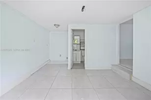 2723 NW 3rd St, Miami, FL 33125 - Photo 17