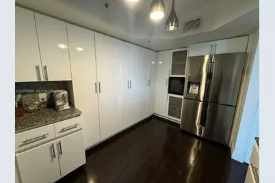 6301 Collins Ave #1606, Miami Beach, FL 33141 - Photo 19