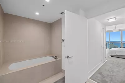 6899 Collins Ave #1602, Miami Beach, FL 33141 - Photo 21