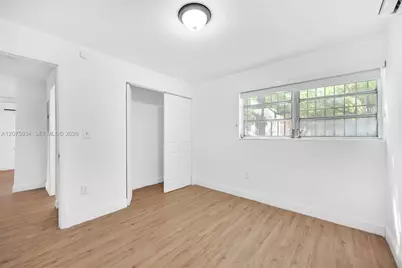 641 NW 2nd St, Miami, FL 33128 - Photo 43