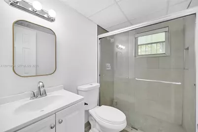 641 NW 2nd St, Miami, FL 33128 - Photo 39
