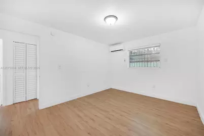 641 NW 2nd St, Miami, FL 33128 - Photo 49