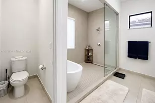 4318 NW 81st Ave, Doral, FL 33166 - Photo 31