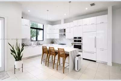 4318 NW 81st Ave, Doral, FL 33166 - Photo 21