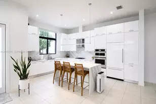 4318 NW 81st Ave, Doral, FL 33166 - Photo 21
