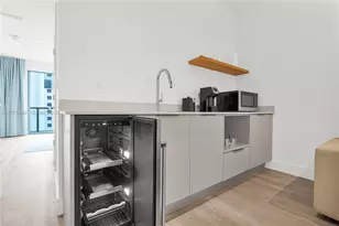 229 SW 9th St, Miami, FL 33130 - Photo 19