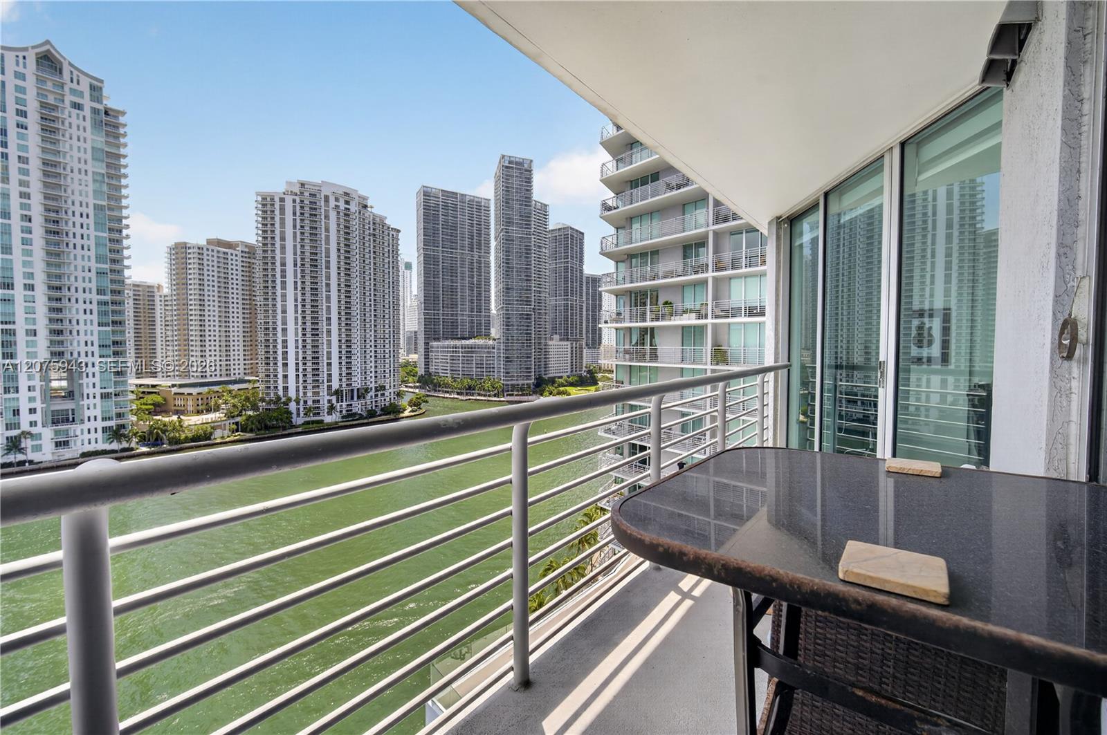 335 S Biscayne Blvd #1503 - 335 S Biscayne Blvd #1503, Miami, FL 33131 Luxury Property | Jose Angel Pina