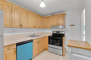 8101 SW 72nd Ave, Miami, FL 33143 - Photo 9