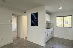 2775 W 61st Pl, Hialeah, FL 33016 - Photo 7