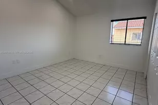 2775 W 61st Pl, Hialeah, FL 33016 - Photo 15