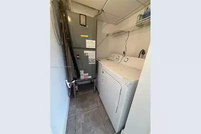 2775 W 61st Pl #202, Hialeah, FL 33016 - Photo 17
