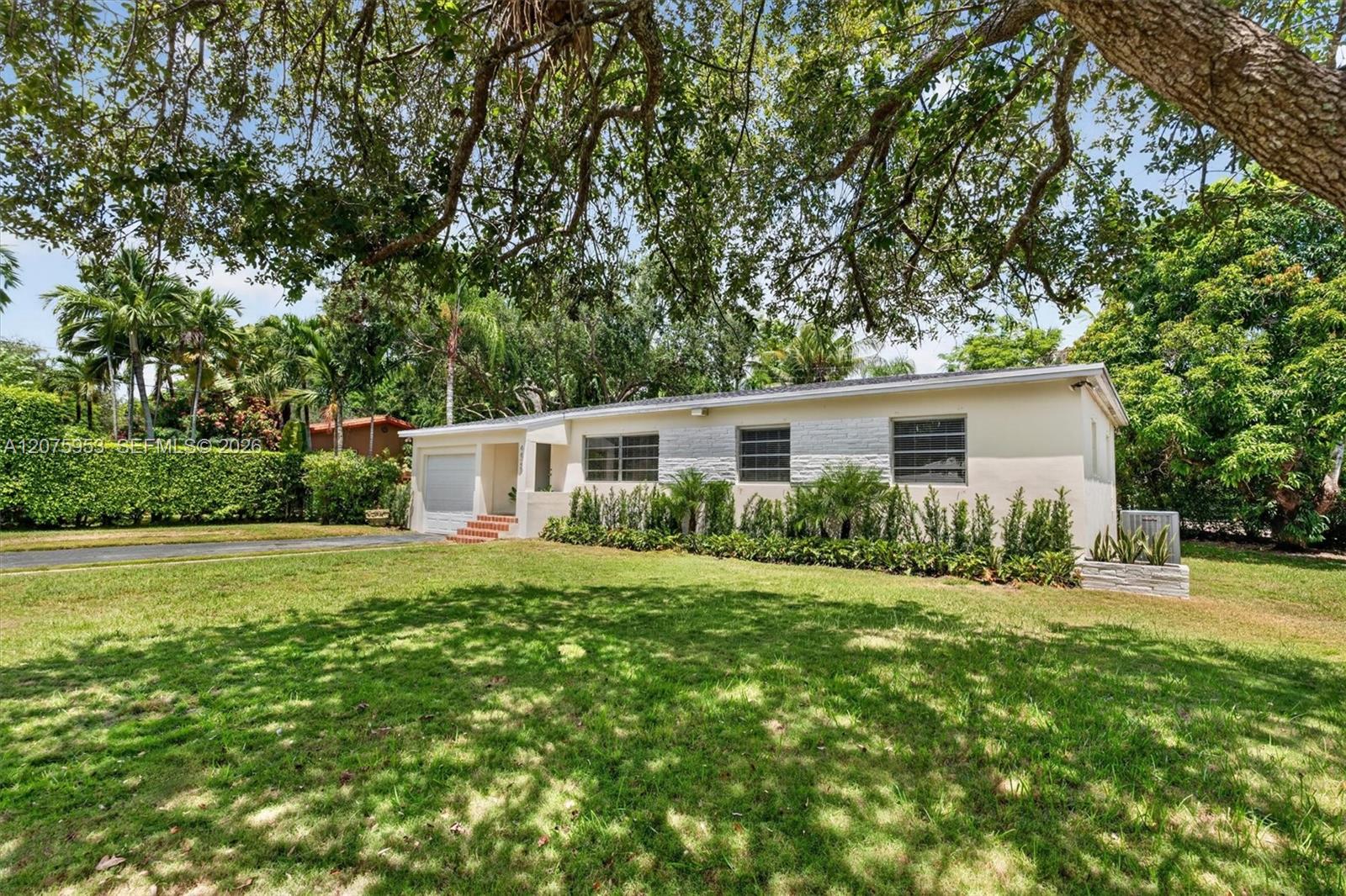 6629 SW 65th St - 6629 SW 65th St, South Miami, FL 33143 Luxury Property | Jose Angel Pina
