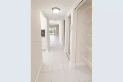 3591 Inverrary Dr #104, Lauderhill, FL 33319 - Photo 5