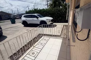 3821 SW 89th Ct, Miami, FL 33165 - Photo 19