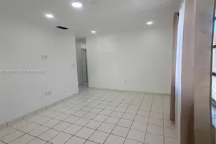 3821 SW 89th Ct, Miami, FL 33165 - Photo 3