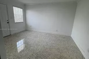 2725 SW 25th St, Miami, FL 33133 - Photo 3