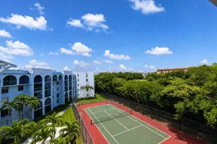 9440 Fontainebleau Blvd, Miami, FL 33172 - Photo 13