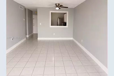9440 Fontainebleau Blvd #515, Miami, FL 33172 - Photo 3
