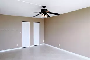 800 Parkview Dr, Hallandale Beach, FL 33009 - Photo 21